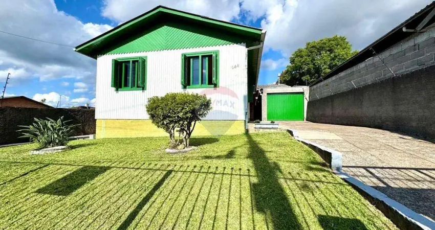 Casa com 3 quartos à venda na Rua Ari Pereira Soares, 244, Santa Catarina, Caxias do Sul