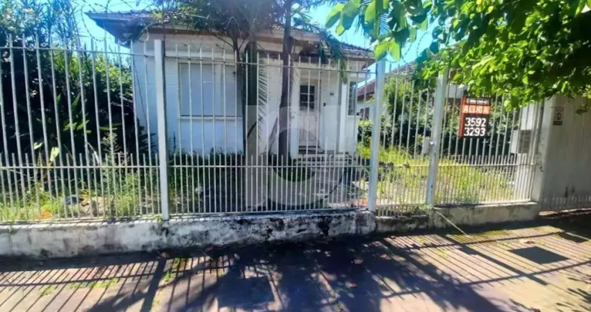 Casa com 3 quartos para alugar na Rua Bento Gonçalves, 1464, Centro, São Leopoldo