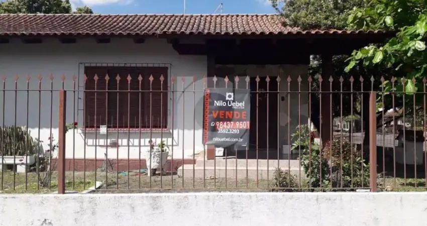 Casa com 3 quartos à venda na Rua Santo Inácio, 12, Cristo Rei, São Leopoldo