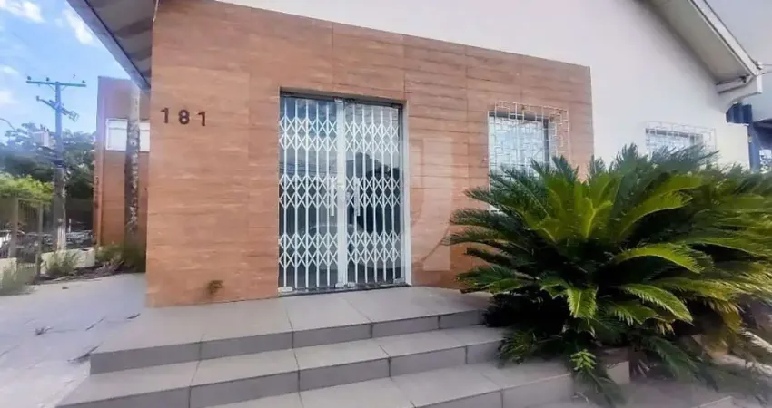 Casa comercial com 11 salas à venda na Rua Clemente Pinto, 181, Fião, São Leopoldo