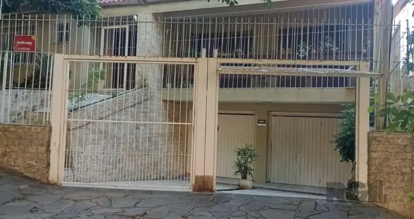 Casa com 3 quartos à venda na Rua Fagundes Varela, Santo Antônio, Porto Alegre