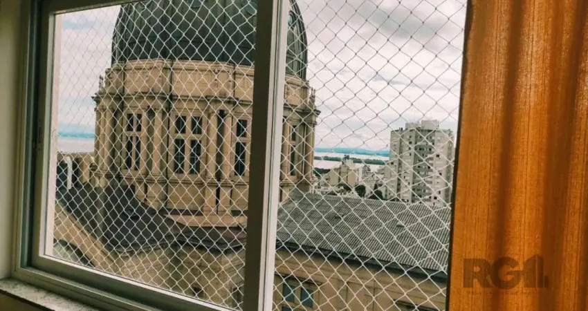 Apartamento com 2 quartos para alugar na Rua Duque de Caxias, Centro Histórico, Porto Alegre