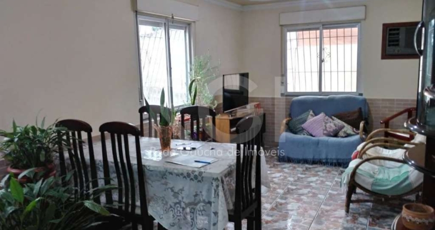 Casa em condomínio fechado com 3 quartos à venda na Rua Doutor Campos Velho, Cristal, Porto Alegre