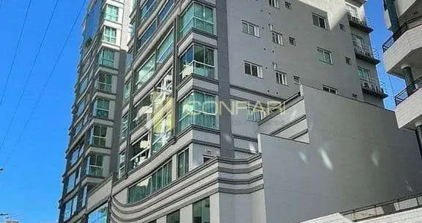 Apartamento com 3 quartos à venda na Rua 210, 130, Meia Praia, Itapema