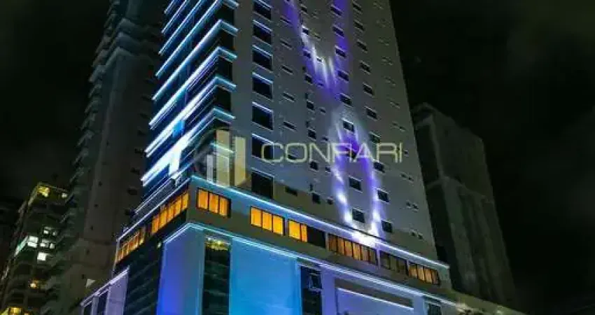 Apartamento com 3 quartos à venda na Rua 234, Meia Praia, Itapema