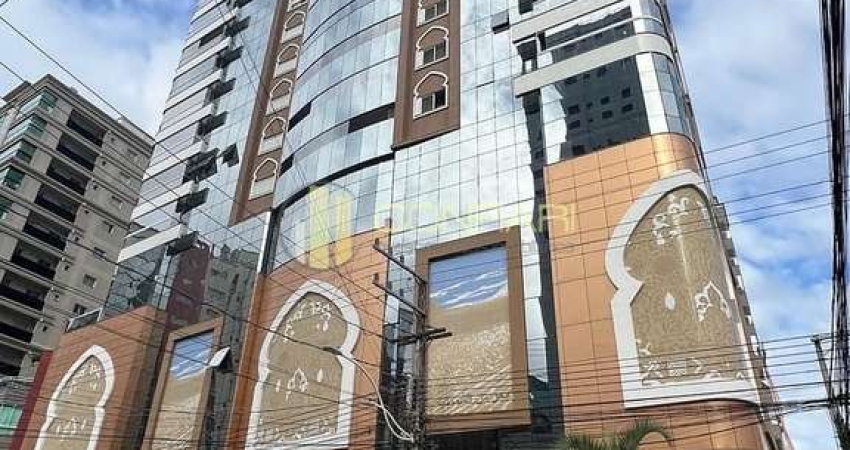 Apartamento frente Av. Nereu ramos
