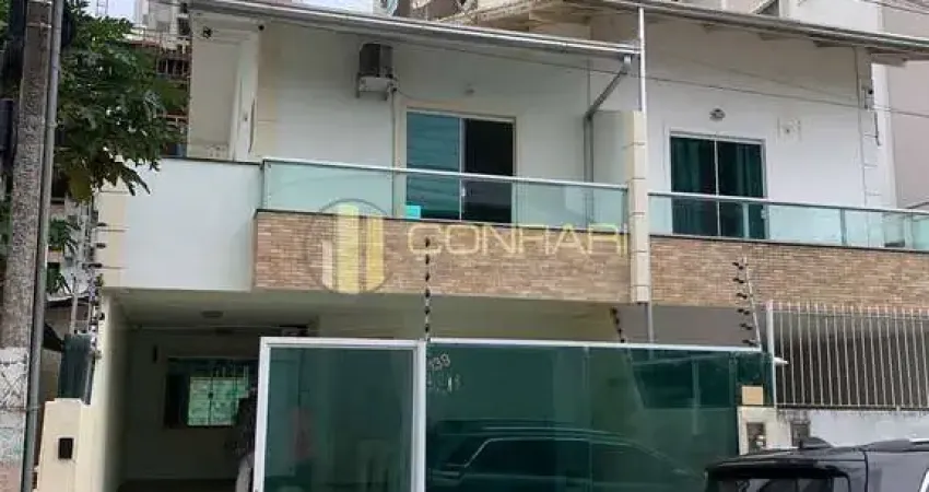 Casa com 3 quartos para alugar no Balneário Perequê, Porto Belo 