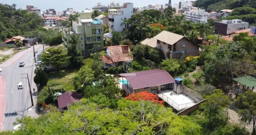 Casa com 3 quartos à venda na Avenida Vereador Manoel José dos Santos, 100, Centro, Bombinhas