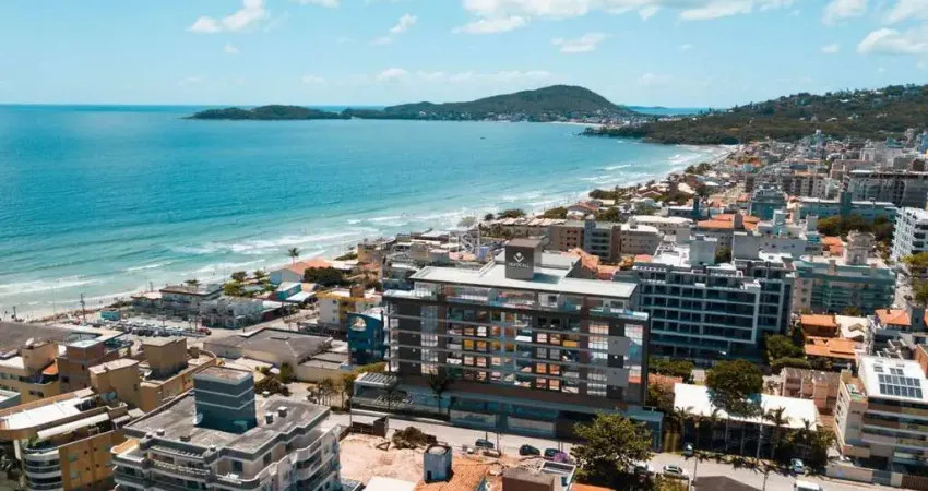 Apartamento de 2 suítes com vista ao mar de bombas a 150m da praia