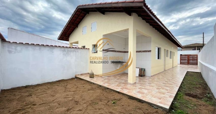 CASA LADO PISTA COM ESPAÇO PARA FAZER PISCINA, COM TERRENO GRANDE EM ITANHAÉM!!