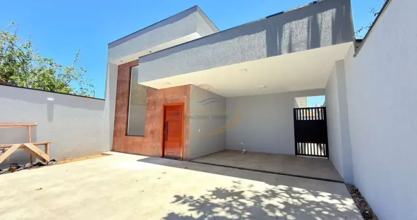 Maravilhosa casa isolada apenas 100 metros do mar, 03 dorm, piscina para venda em itanhaém!!