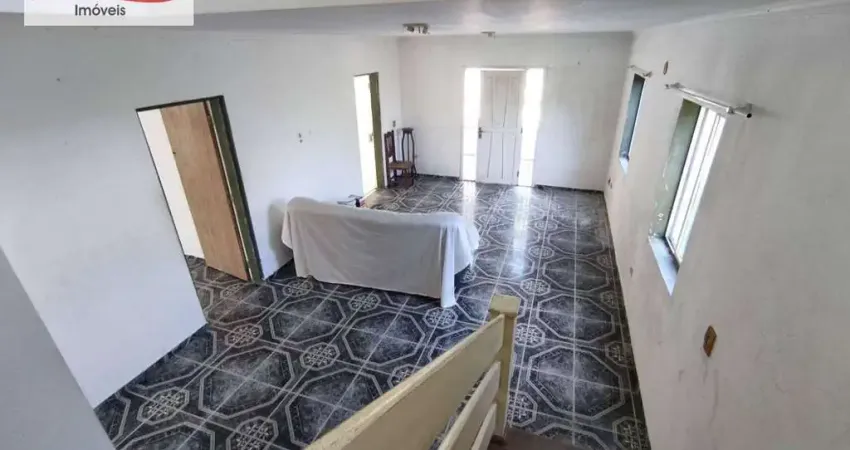 Sobrado com 3 dormitórios à venda, 230 m² por R$ 780.000,00 - Tombo - Guarujá/SP