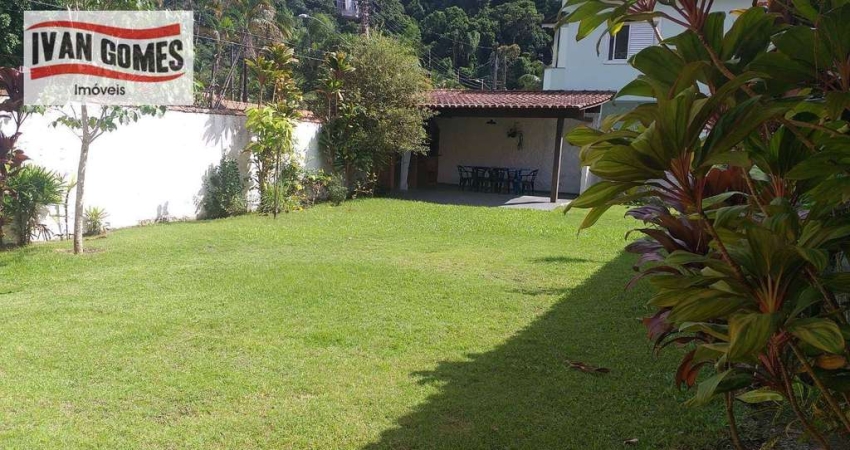 Casa com 6 dormitórios à venda, 240 m² por R$ 1.600.000,00 - Guaiuba - Guarujá/SP