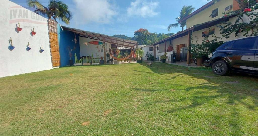 Casa com 6 dormitórios à venda, 300 m² por R$ 1.200.000 - Guaiuba - Guarujá/SP