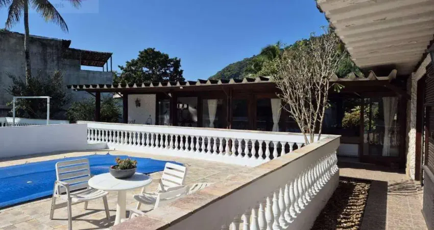 Casa com 4 dormitórios à venda, 485 m² por R$ 2.500.000 - Guaiuba - Guarujá/SP