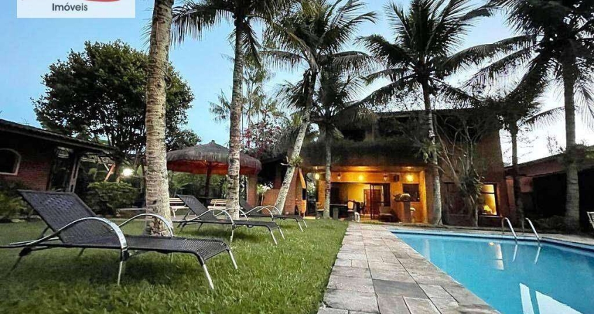 Sobrado com 5 dormitórios à venda, 420 m² por R$ 1.800.000,00 - Jardim Guaiuba - Guarujá/SP