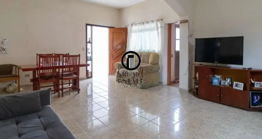 Casa para Venda - 60m², 2 dormitórios, 4 vagas - Vila do Castelo