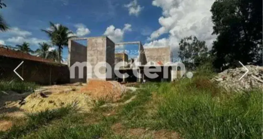Grande terreno 3 mil metros com construcao prevista no condominio chacara hipica