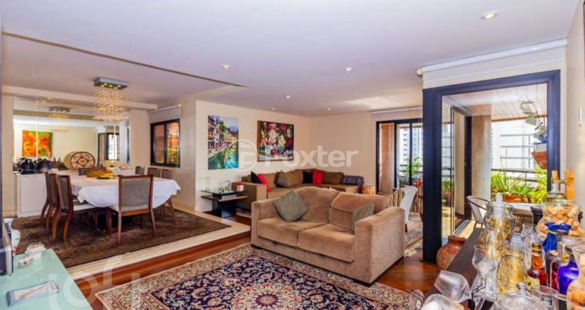 Apartamento com 4 quartos à venda na Rua Inhambú, 1069, Vila Uberabinha, São Paulo