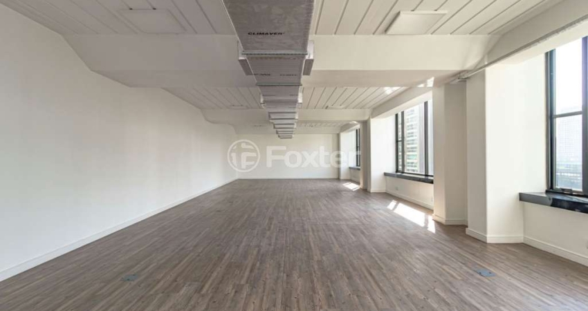 Sala comercial com 1 sala à venda na Rua Geraldo Flausino Gomes, 78, Cidade Monções, São Paulo