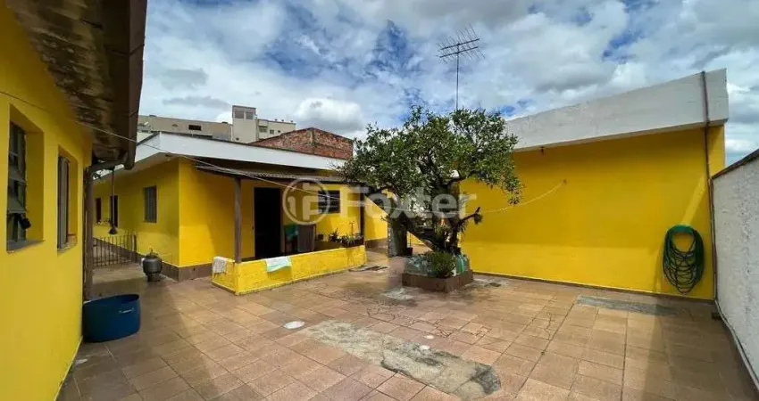 Casa com 3 quartos à venda na Rua Carmem Aguilar Perez, 37, Jardim Maria Rosa, Taboão da Serra
