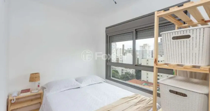 Kitnet / Stúdio à venda na Rua Padre Chico, 303, Perdizes, São Paulo