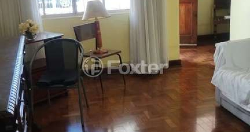 Casa com 2 quartos à venda na Rua Sara Bernhard, 118, Vila Cláudia, São Paulo