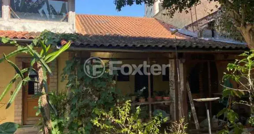 Casa com 6 quartos à venda na Rua Josephina Liuzzi Moraes, 13, Jardim Maria Rosa, Taboão da Serra