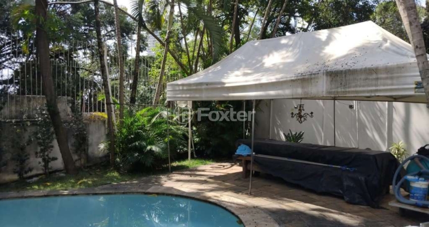 Casa com 3 quartos à venda na Rua Carlos Ferreira, 34, Jardim Everest, São Paulo