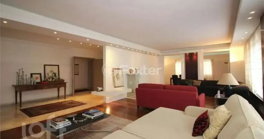 Casa com 6 quartos à venda na Rua Baltazar Fernandes, 174, Vila Cordeiro, São Paulo