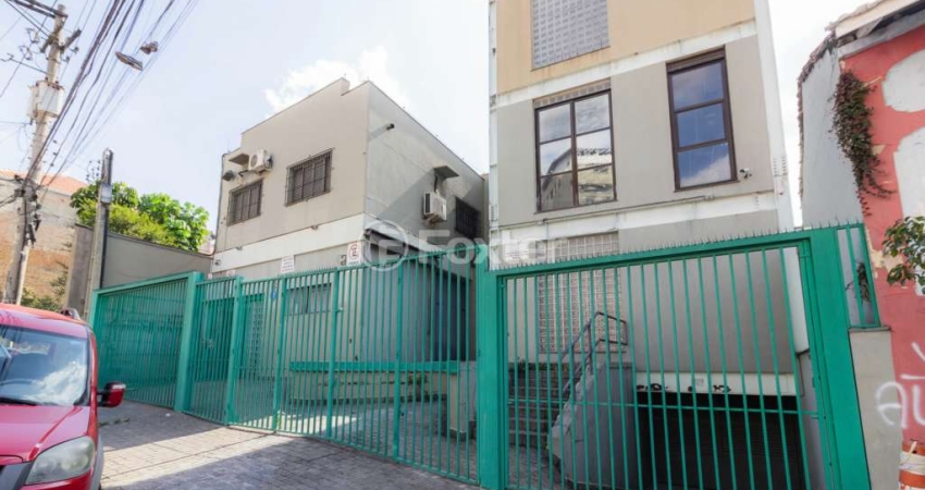 Prédio com 3 salas à venda na Rua Mundo Novo, 312, Vila Anglo Brasileira, São Paulo