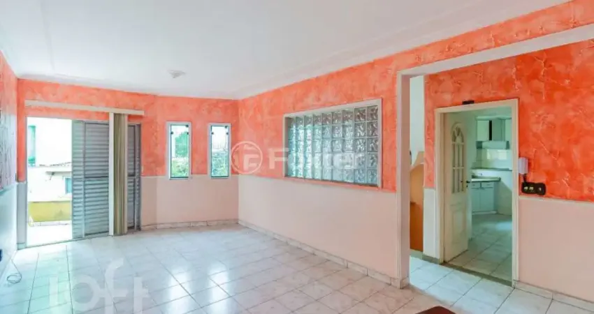 Casa com 3 quartos à venda na Rua dos Espigueiros, 31, Vila Portuguesa, São Paulo