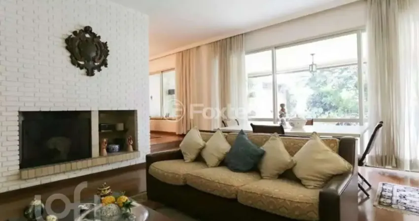 Casa com 4 quartos à venda na Rua Dona Elisa Moraes Mendes, 636, Vila Madalena, São Paulo