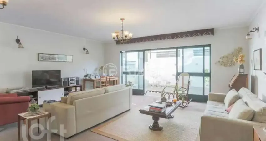 Casa com 3 quartos à venda na Rua Bernarda Luiz, 305, Vila Madalena, São Paulo
