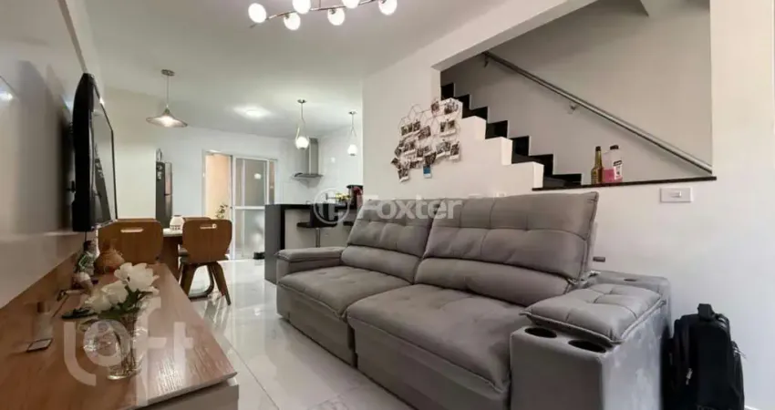 Casa em condomínio fechado com 2 quartos à venda na Rua Mauês, 197, Vila Prado, São Paulo