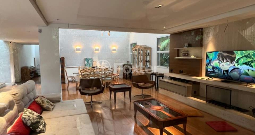Casa com 5 quartos à venda na Rua Aziz Nader, 48, Jardim Petrópolis, São Paulo