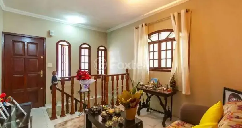 Casa com 3 quartos à venda na Rua Virgílio Miraglia, 40, Nova Petrópolis, São Bernardo do Campo