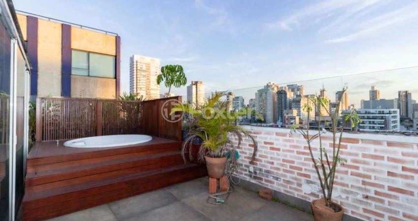 Cobertura com 2 quartos à venda na Rua Girassol, 52, Vila Madalena, São Paulo
