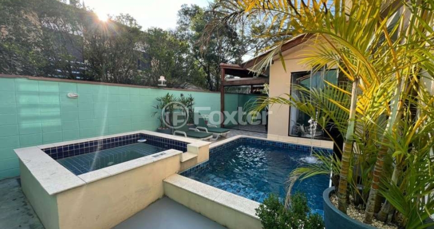 Casa em condomínio fechado com 3 quartos à venda na Via das Magnólias, 1000, Jardim Colibri, Embu das Artes
