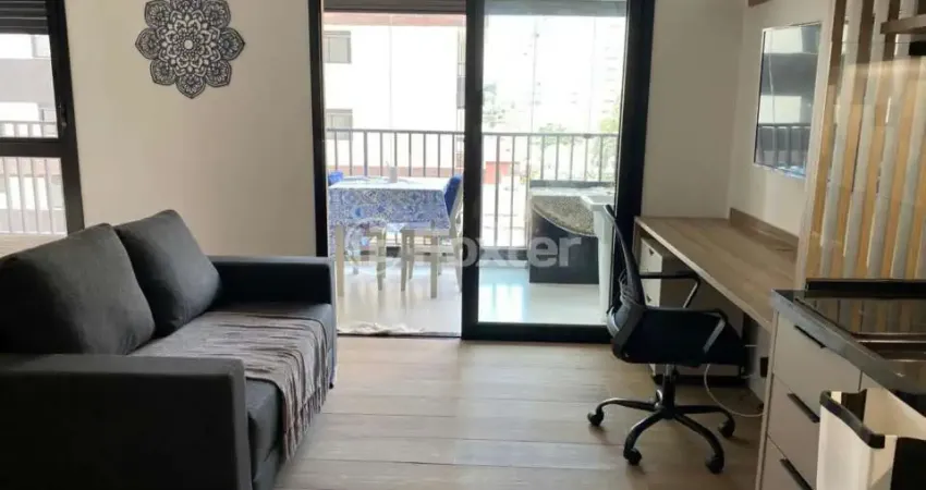 Kitnet / Stúdio à venda na Rua Alves Guimarães, 170, Pinheiros, São Paulo