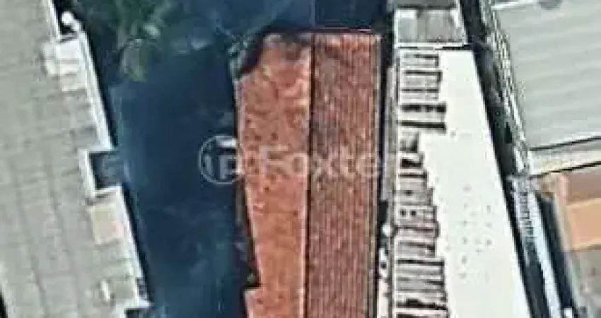Terreno à venda na Rua Jerônimo de Barros, 189, Cidade Líder, São Paulo