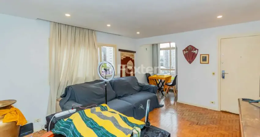 Apartamento com 3 quartos à venda na Avenida Chibarás, 380, Moema, São Paulo