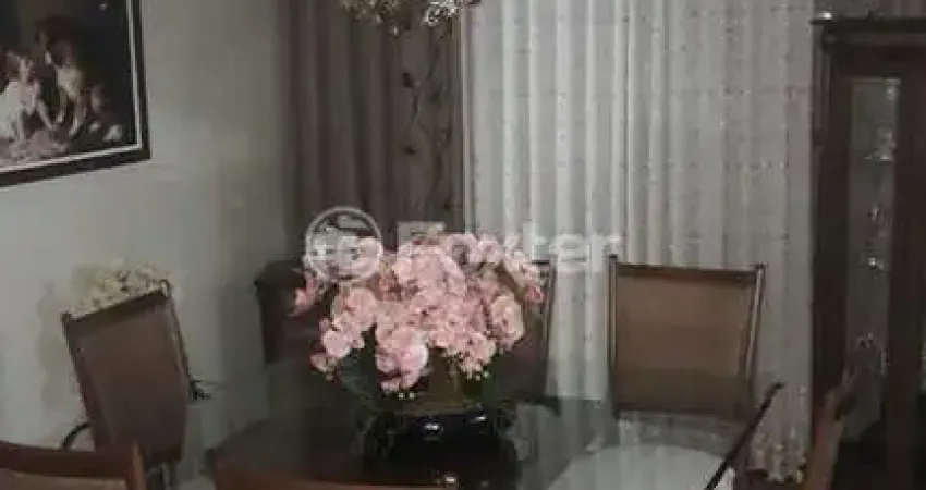 Casa com 3 quartos à venda na Rua Manoel Vieira da Cruz, 63, Horto Florestal, São Paulo