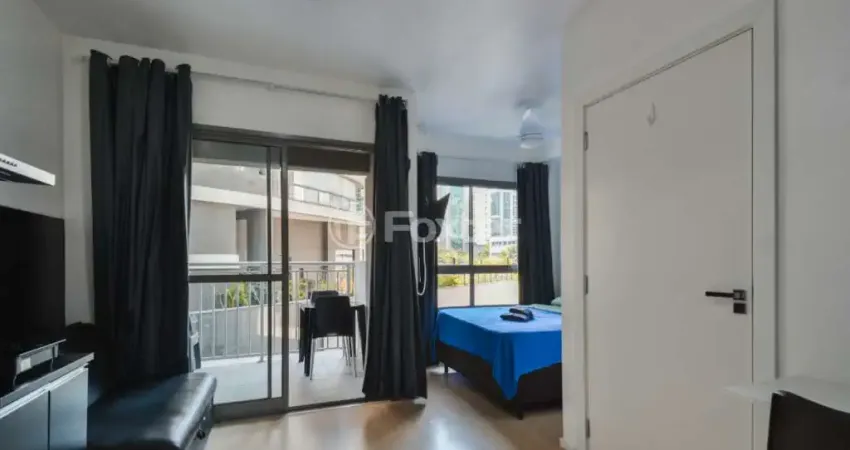 Flat com 1 quarto à venda na Avenida Santo Amaro, 1342, Vila Nova Conceição, São Paulo