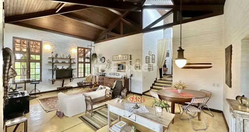 Casa em condomínio fechado com 2 quartos à venda na Rua Biritiba Mirim, 789, Paisagem Renoir, Cotia