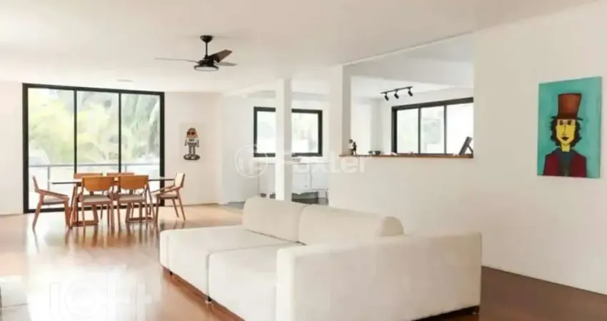 Casa com 5 quartos à venda na Rua Simpatia, 450, Jardim das Bandeiras, São Paulo