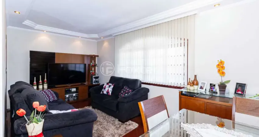 Casa com 3 quartos à venda na Rua Vicente Iório, 106, Vila Iório, São Paulo