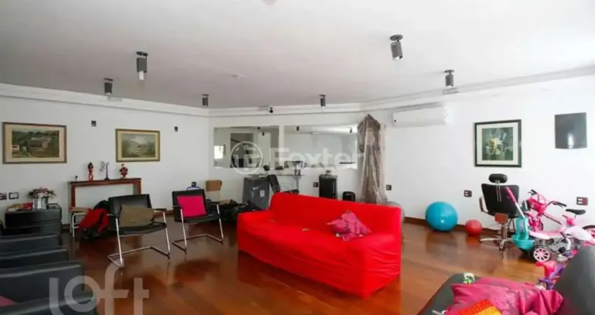 Casa com 7 quartos à venda na Rua Monsenhor Passos, 91, Sumarezinho, São Paulo