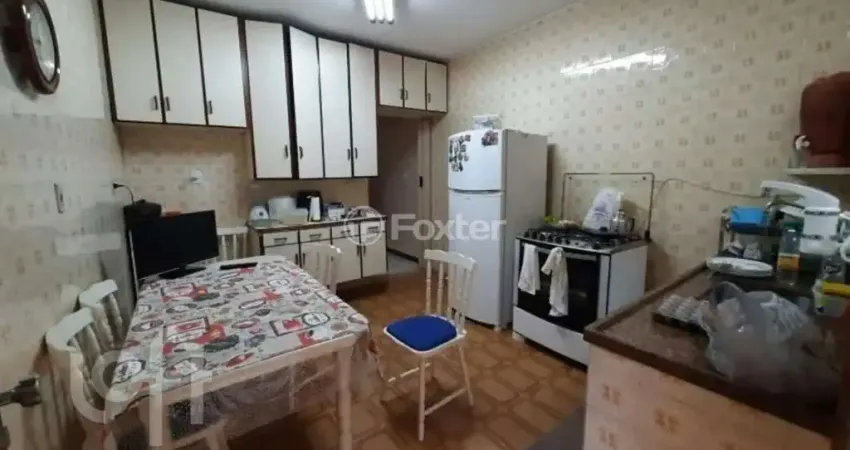 Casa com 2 quartos à venda na Rua Latino Coelho, 147, Vila Industrial, São Paulo