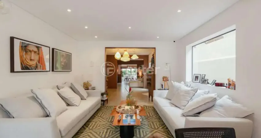 Casa com 3 quartos à venda na Rua Doutor Cristiano de Sousa, 40, Jardim Leonor, São Paulo